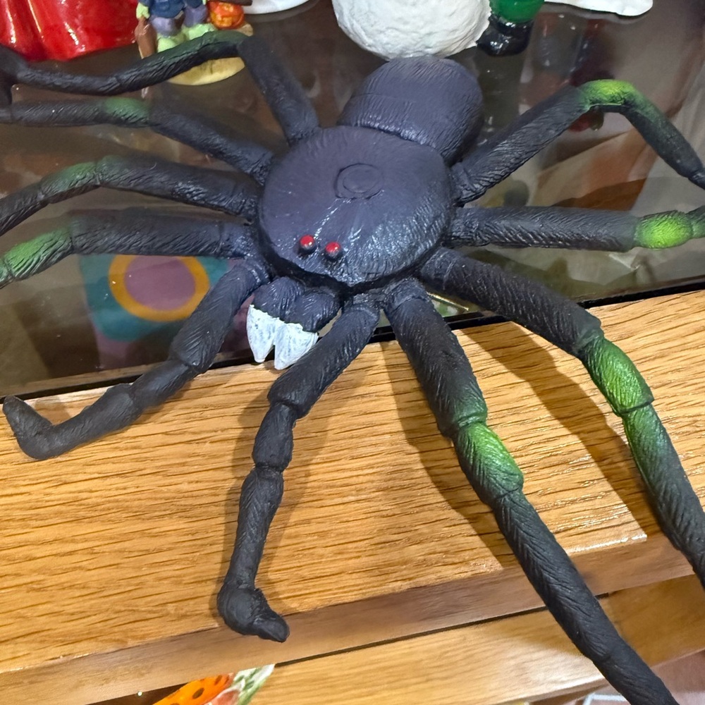 VTG Halloween Black and Green Spider Decor